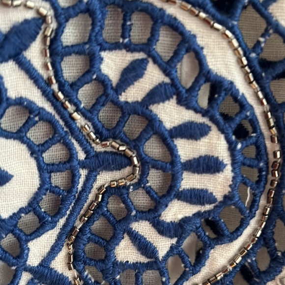 NWT Chicos Embroidered Blue & White Jacket. Scalloped Hem. - Picture 5 of 8